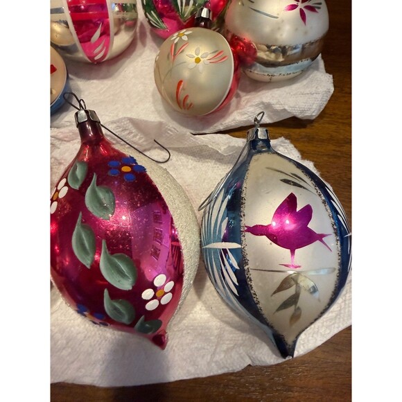 9 Vtg Mid Century Christmas Ornaments Hand Painted Mica Stripes Teardrop Ball Lo - Picture 3 of 16
